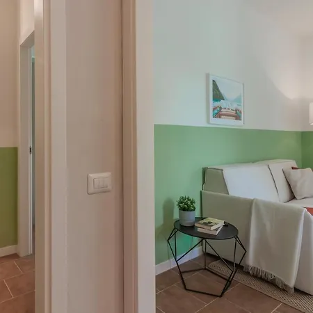 Ninfea Apartments By Wonderful Italy Lezzeno Exterior photo